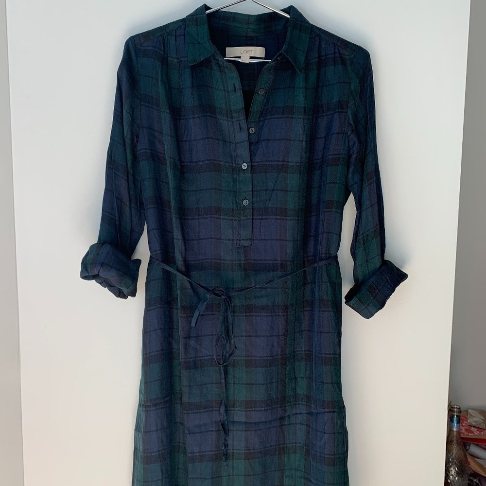LOFT Plaid Tie Waist Shirtdress size Medium